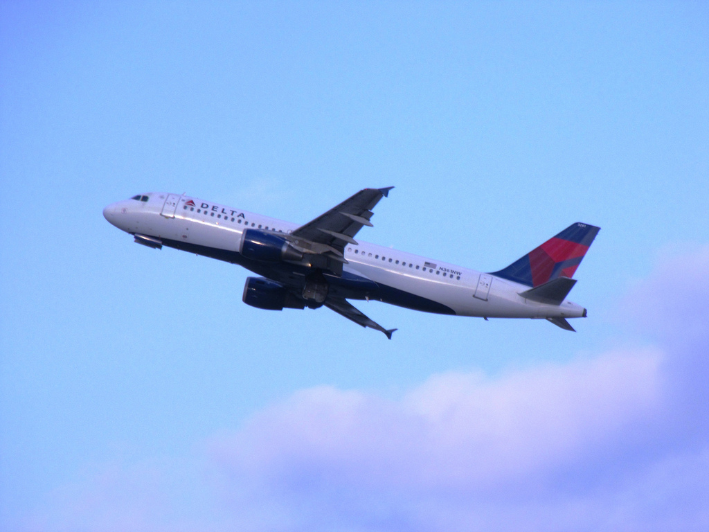 Photo of Delta Airlines N361NW, Airbus A320