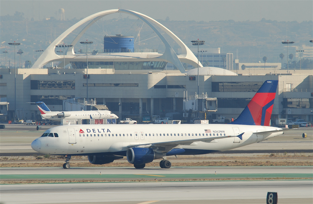 Photo of Delta Airlines N362NW, Airbus A320
