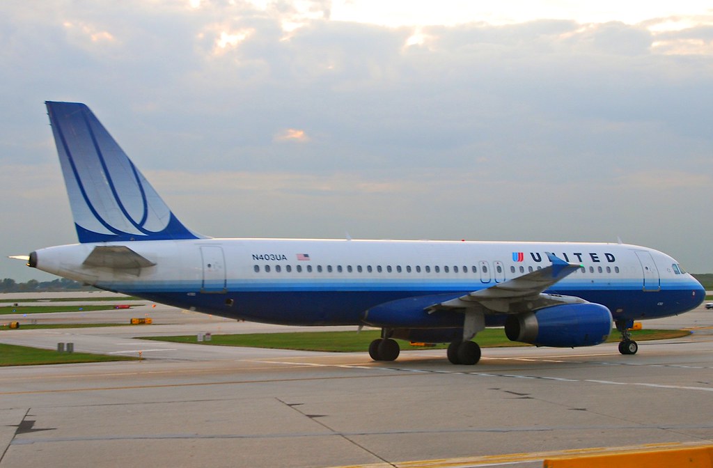 Photo of United N403UA, Airbus A320