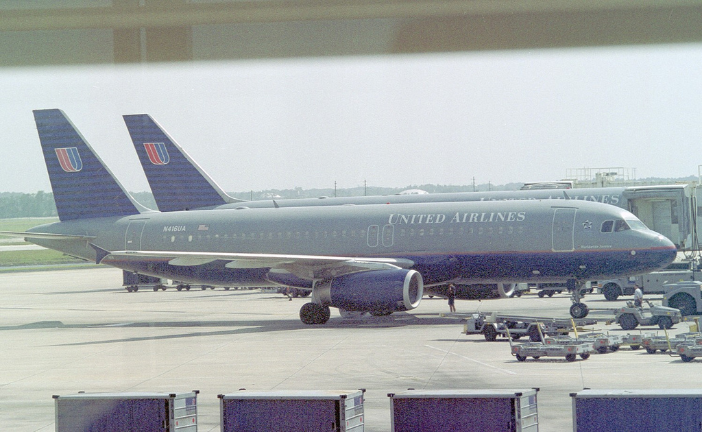 Photo of United N416UA, Airbus A320