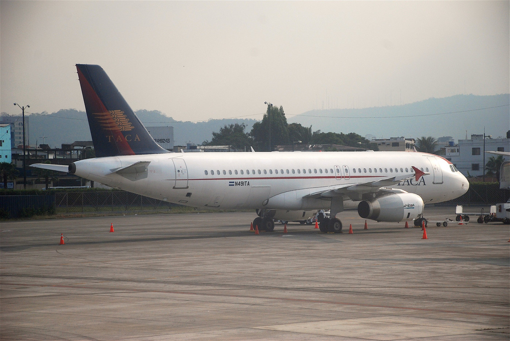 Photo of Avianca Peru N491TA, Airbus A320