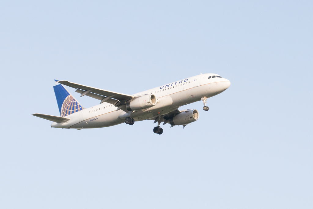 Photo of United N492UA, Airbus A320
