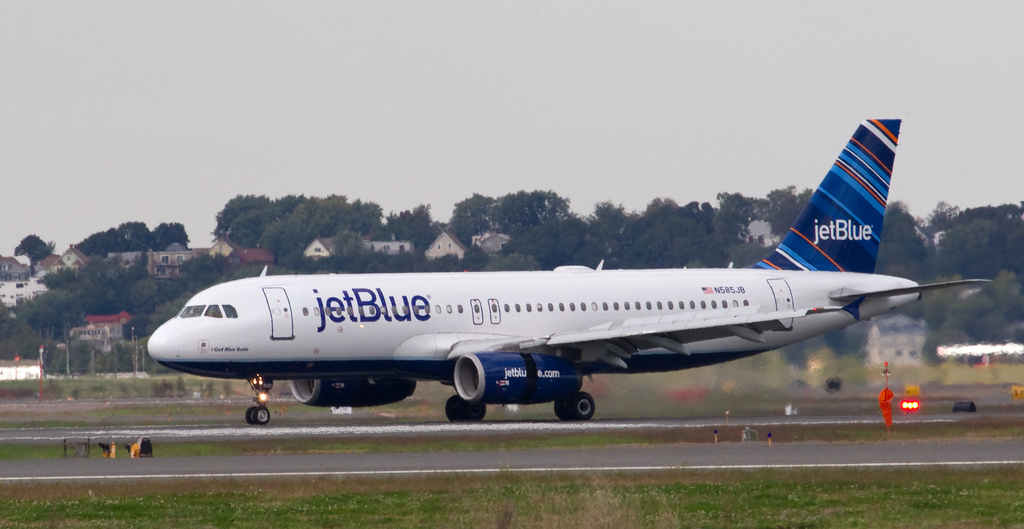 Photo of Jetblue N585JB, Airbus A320