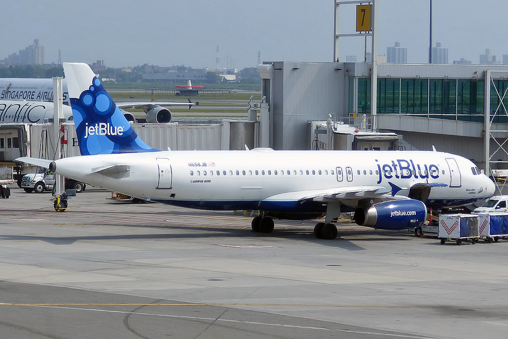 Photo of Jetblue N658JB, Airbus A320