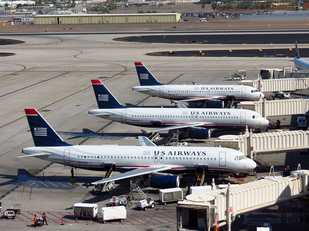 Photo of US Airways N667AW, Airbus A320