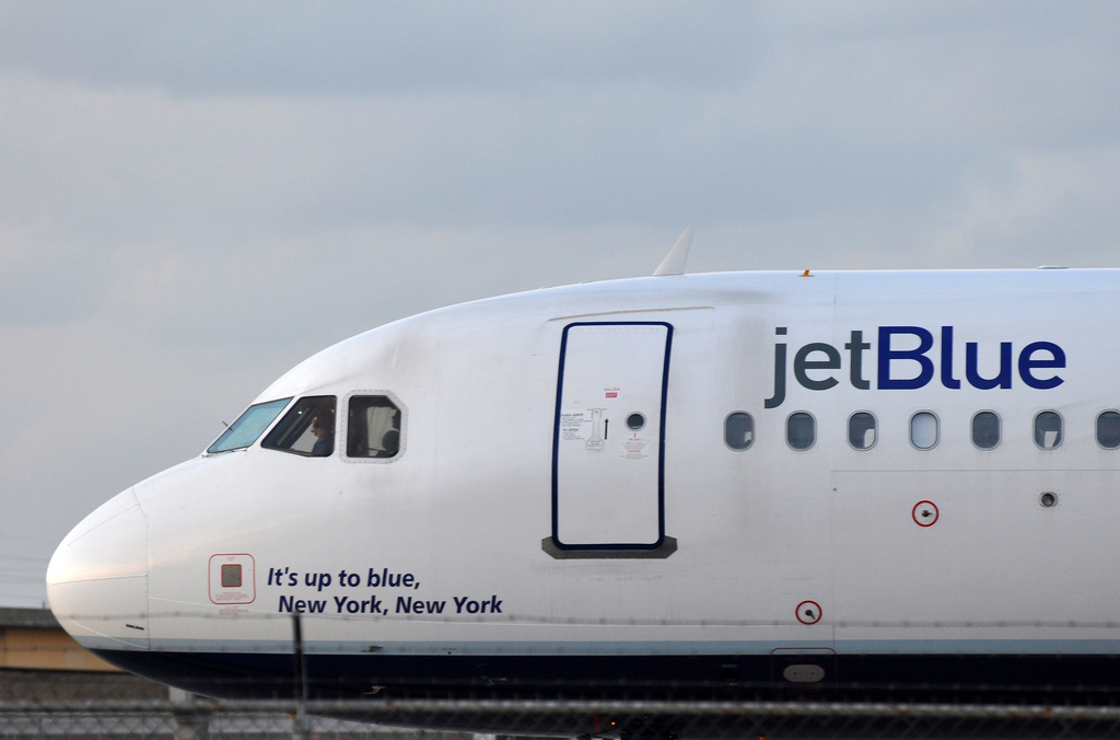 Photo of Jetblue N703JB, Airbus A320