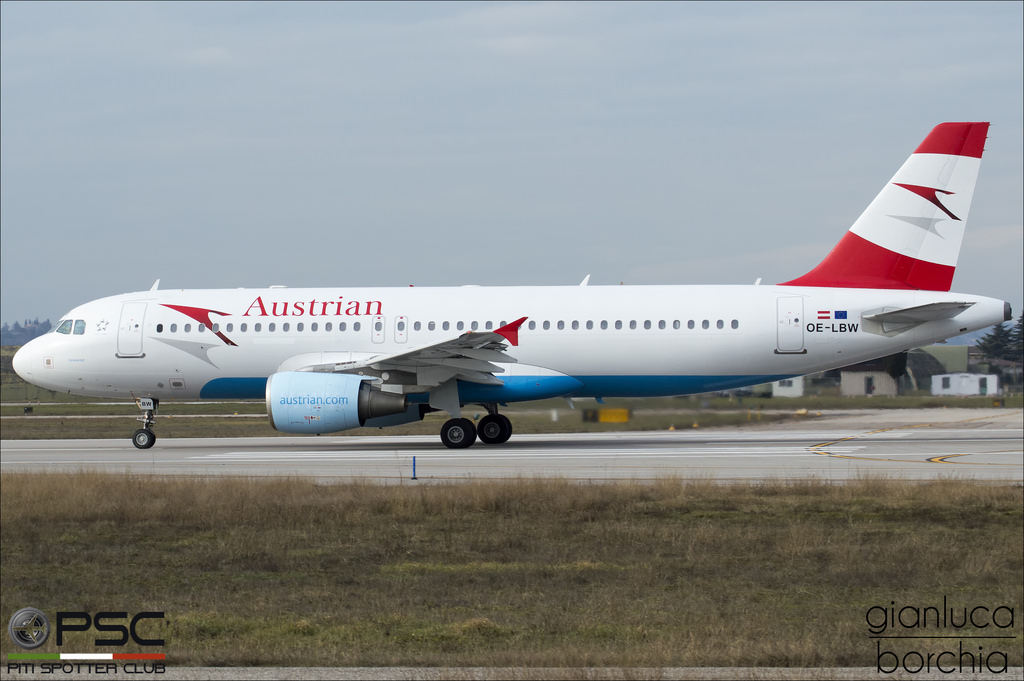 Photo of Austrian Airlines OE-LBW, Airbus A320