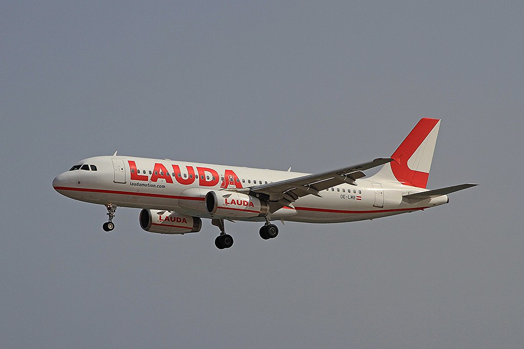 Photo of Laudamotion OE-LMB, Airbus A320