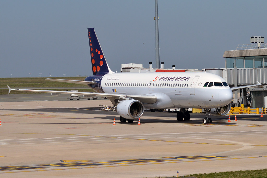 Photo of Brussels Airlines OO-SNM, Airbus A320