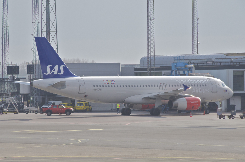 Photo of SAS Scandinavian Airlines OY-KAN, Airbus A320