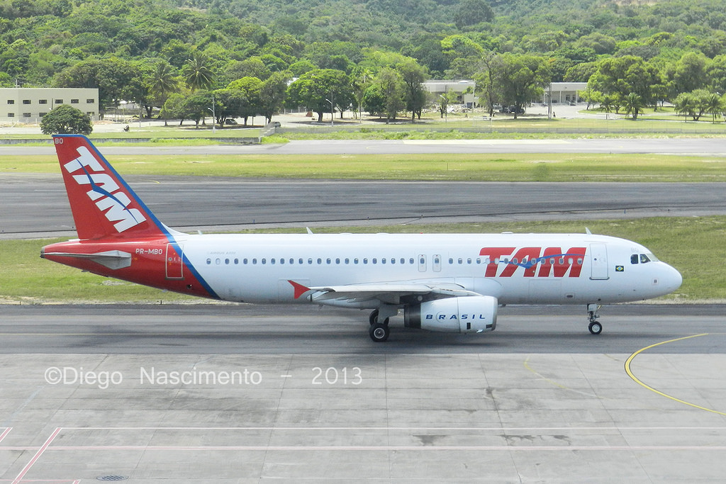 Photo of TAM Linhas Aereas PR-MBO, Airbus A320