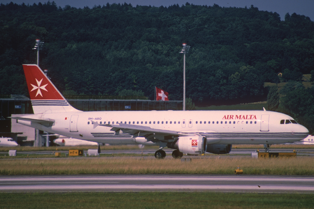 Photo of Hermes Airlines SX-BHV, Airbus A320