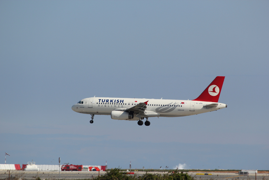 Photo of THY Turkish Airlines TC-JPN, Airbus A320