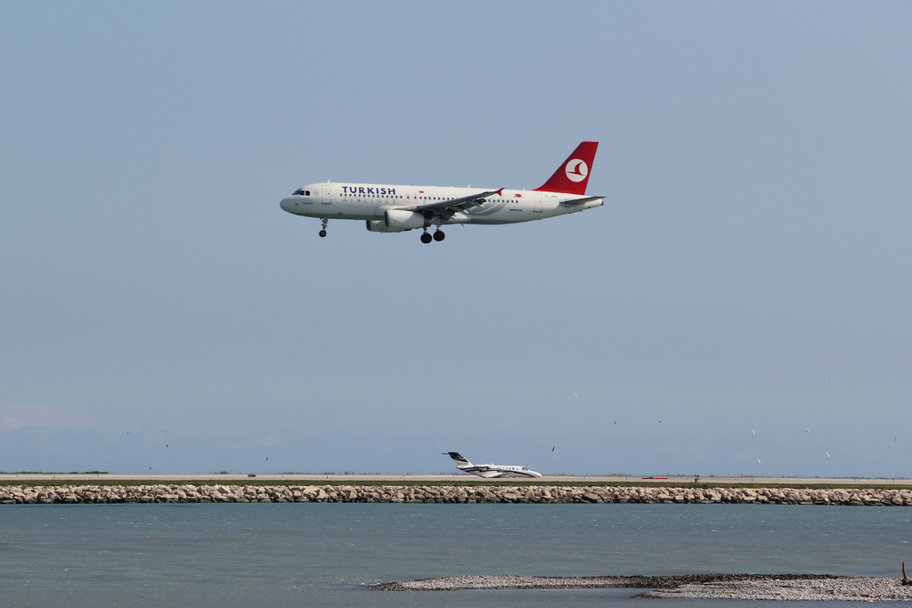 Photo of THY Turkish Airlines TC-JPN, Airbus A320