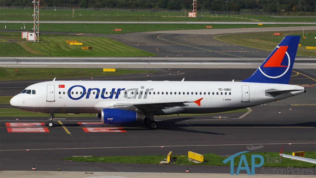 Photo of Onur Air TC-OBU, Airbus A320
