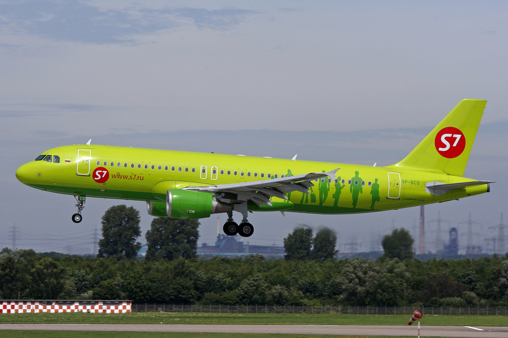 Photo of S7 Airlines VP-BCS, Airbus A320
