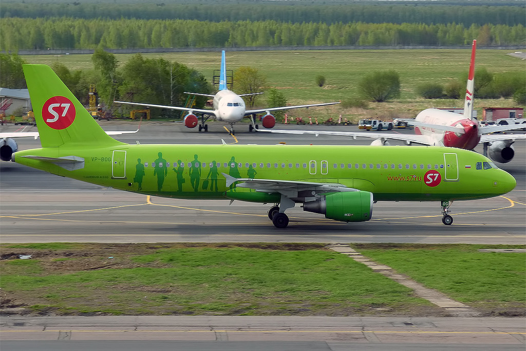 Photo of S7 Airlines VP-BOG, Airbus A320