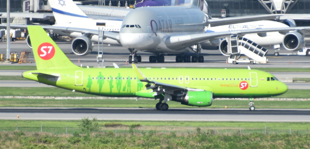 Photo of S7 Airlines VP-BOJ, Airbus A320