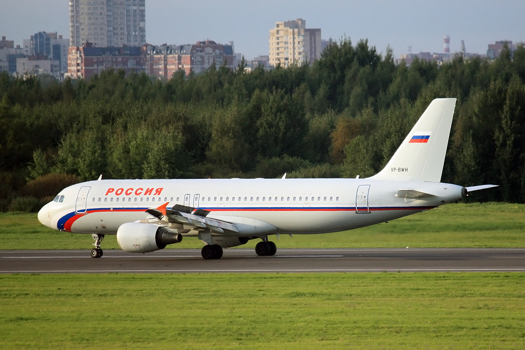Photo of Rossiya VP-BWH, Airbus A320