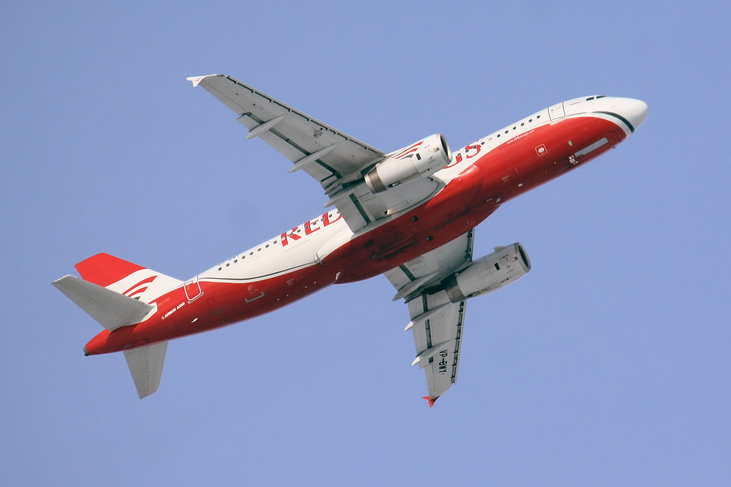 Photo of Red Wings Airlines VP-BWY, Airbus A320