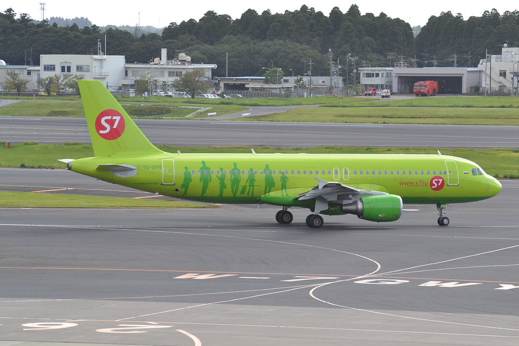 Photo of S7 Airlines VQ-BPN, Airbus A320