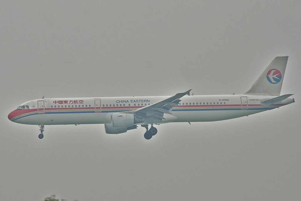 Photo of China Eastern Airlines B-6366, Airbus A321