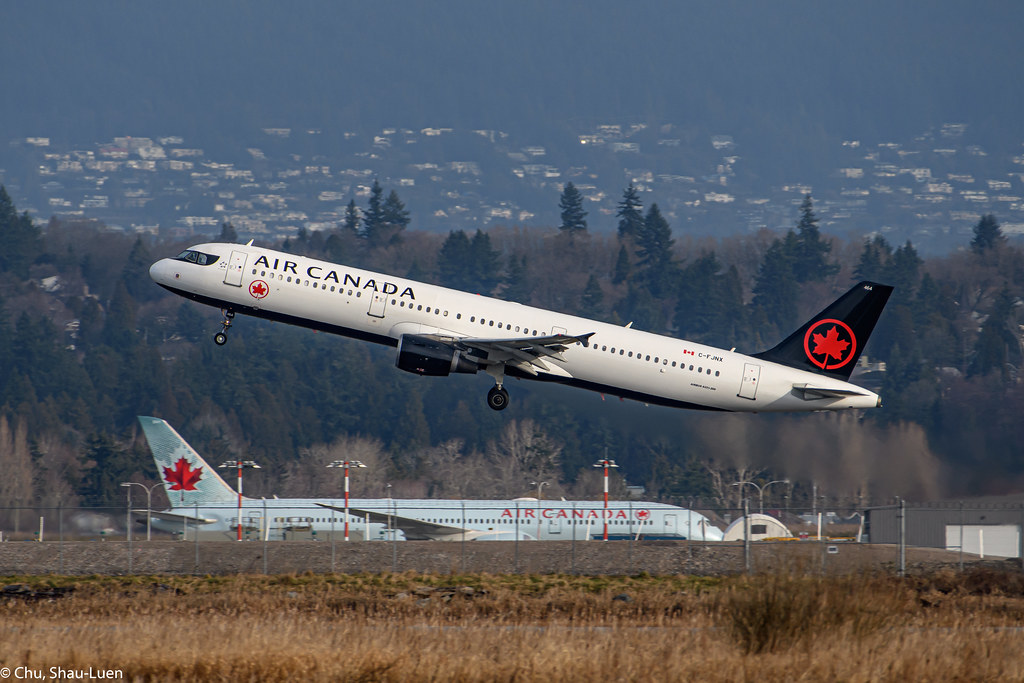 Photo of Air Canada C-FJNX, Airbus A321