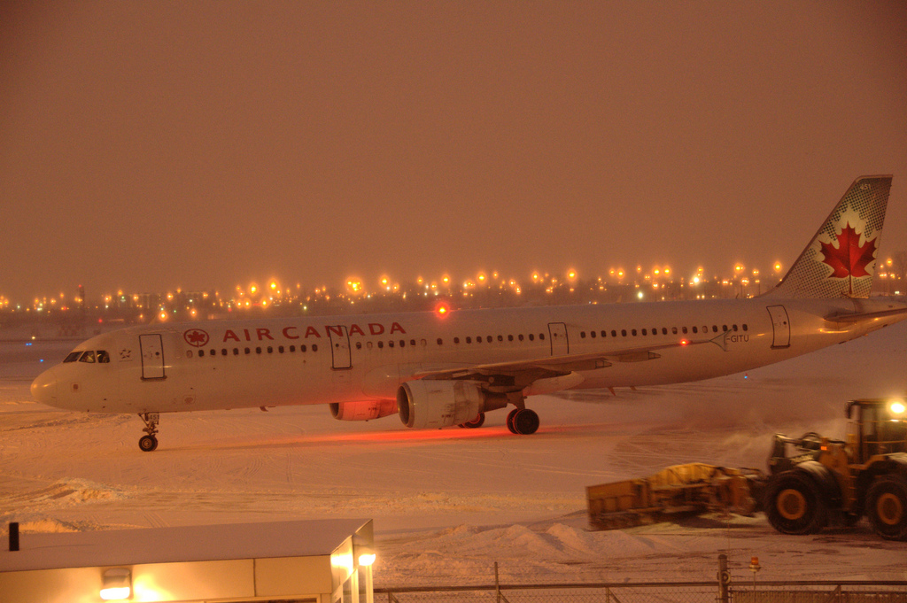Photo of Air Canada C-GITU, Airbus A321
