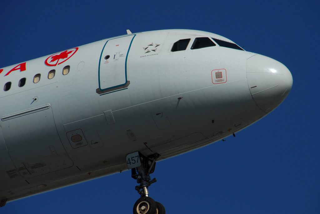 Photo of Air Canada C-GJWD, Airbus A321