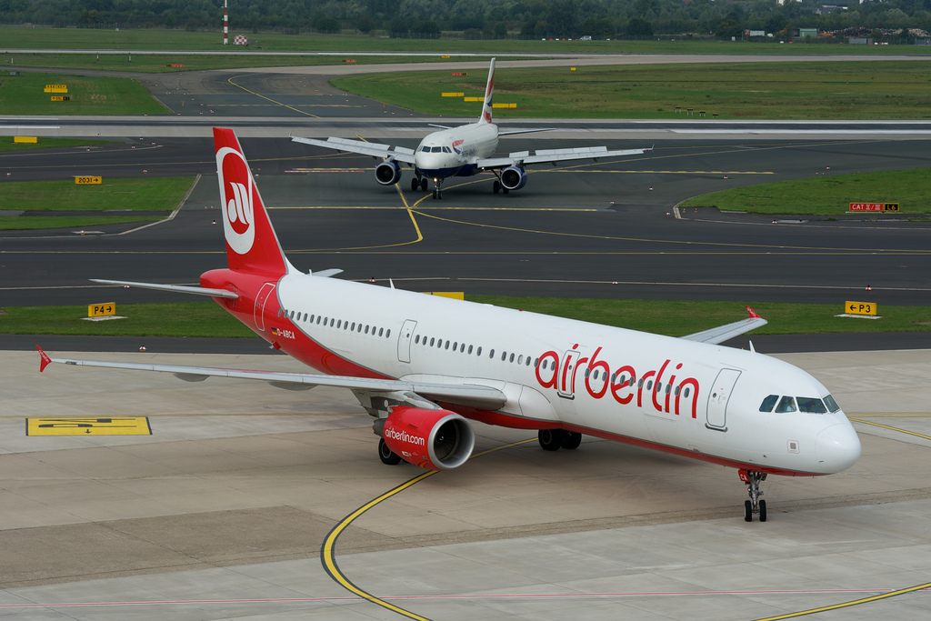 Photo of Air Berlin D-ABCA, Airbus A321