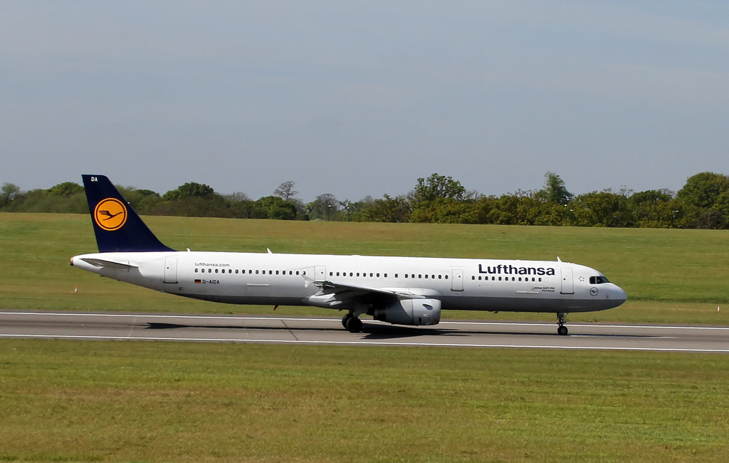 Photo of Lufthansa D-AIDA, Airbus A321