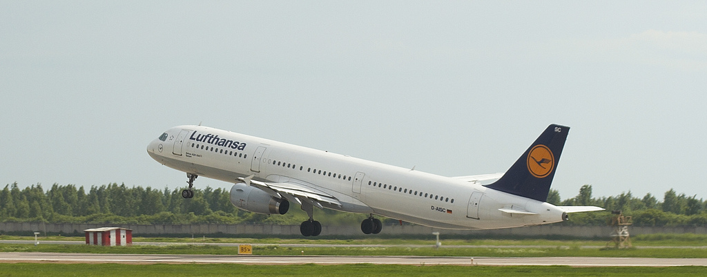 Photo of Lufthansa D-AISC, Airbus A321