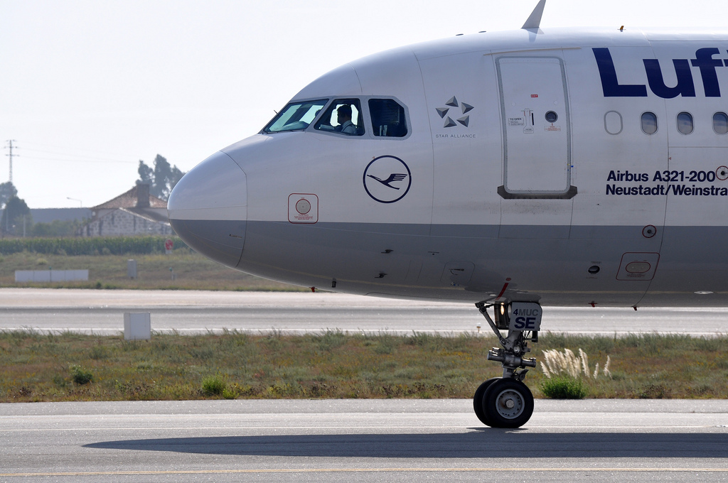 Photo of Lufthansa D-AISE, Airbus A321