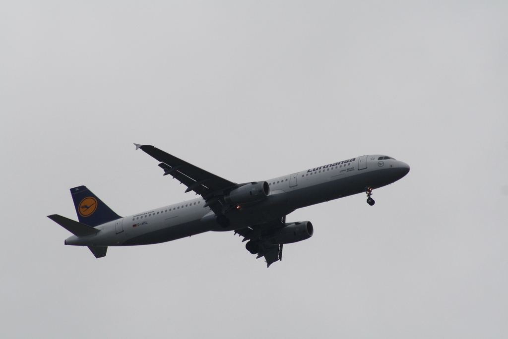 Photo of Lufthansa D-AISL, Airbus A321