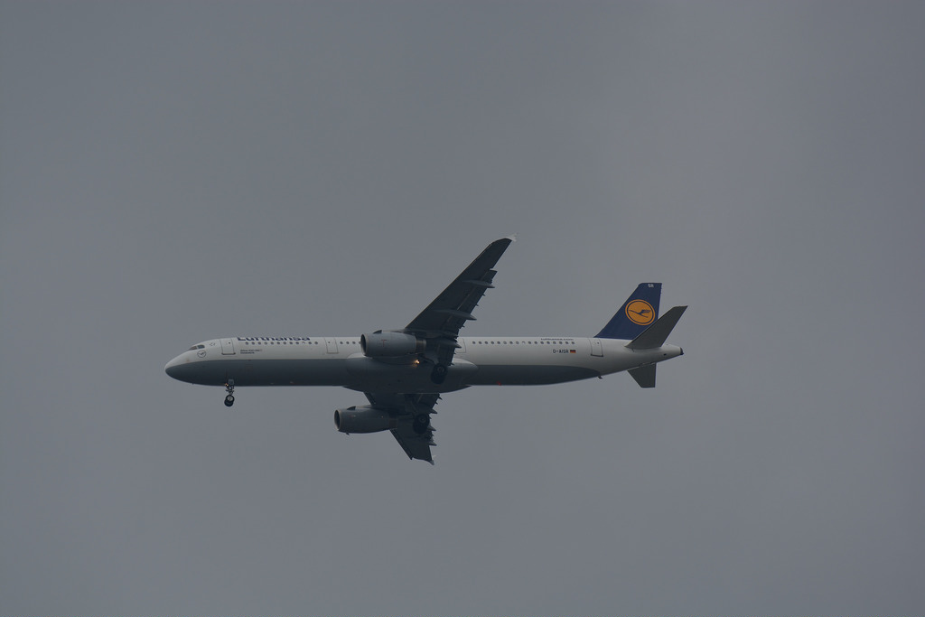 Photo of Lufthansa D-AISR, Airbus A321