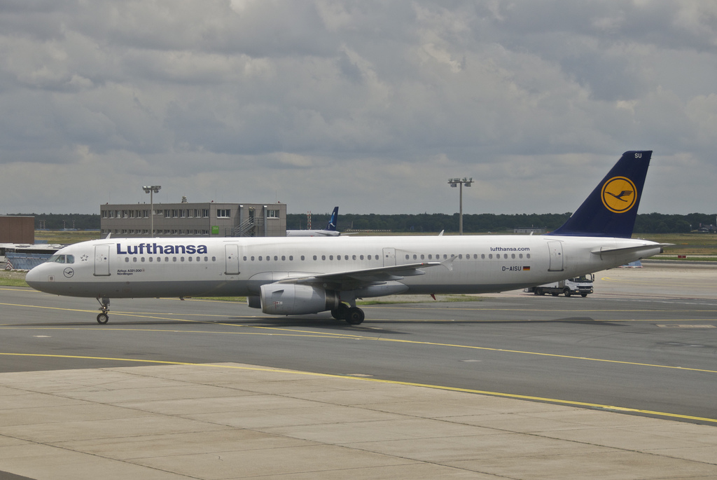 Photo of Lufthansa D-AISU, Airbus A321