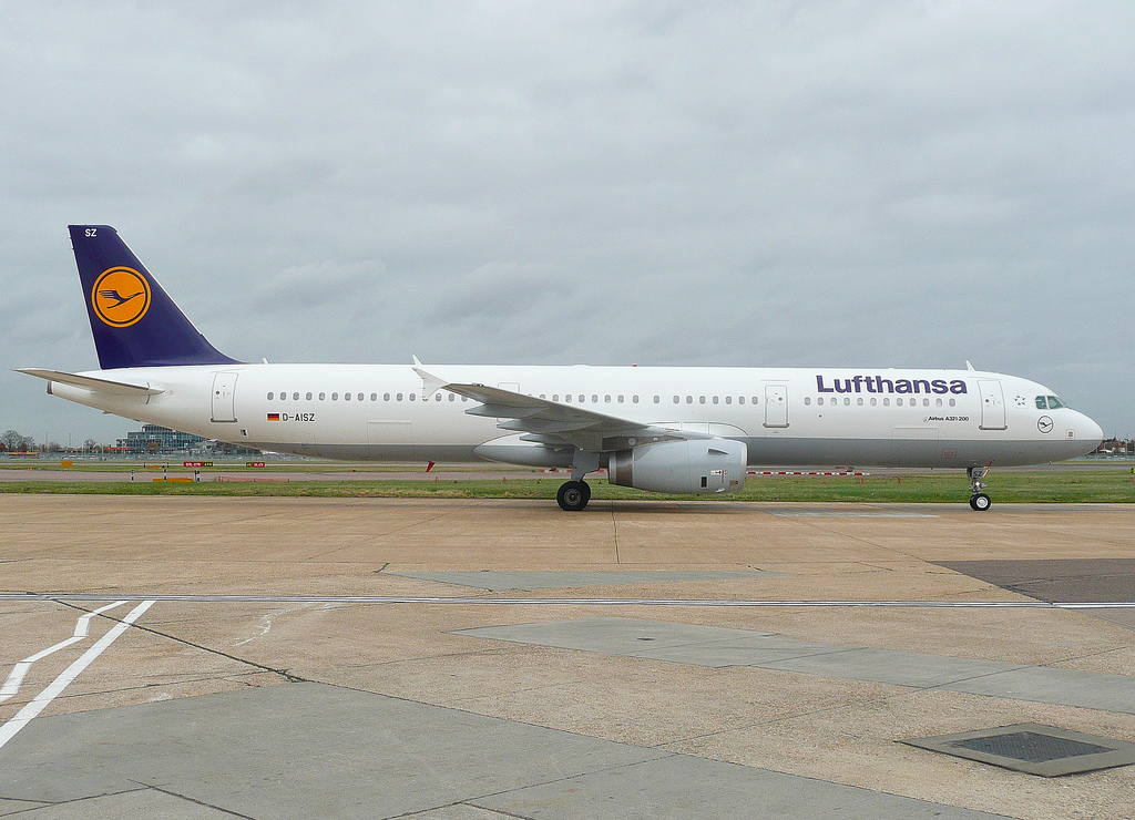 Photo of Lufthansa D-AISZ, Airbus A321