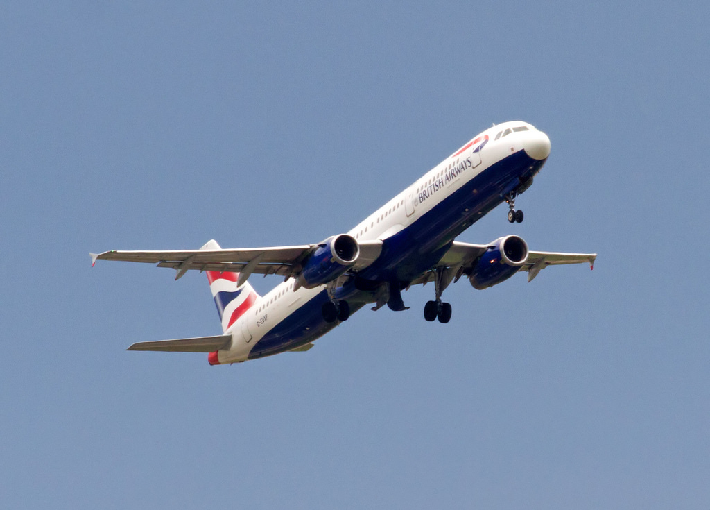 Photo of British Airways G-EUXF, Airbus A321
