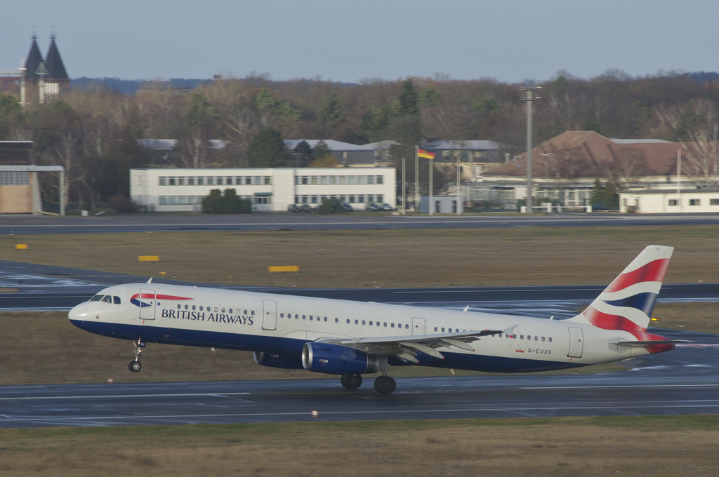 Photo of British Airways G-EUXG, Airbus A321