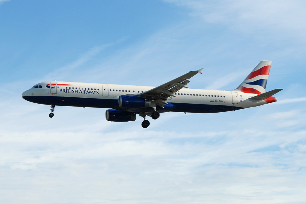 Photo of British Airways G-EUXK, Airbus A321
