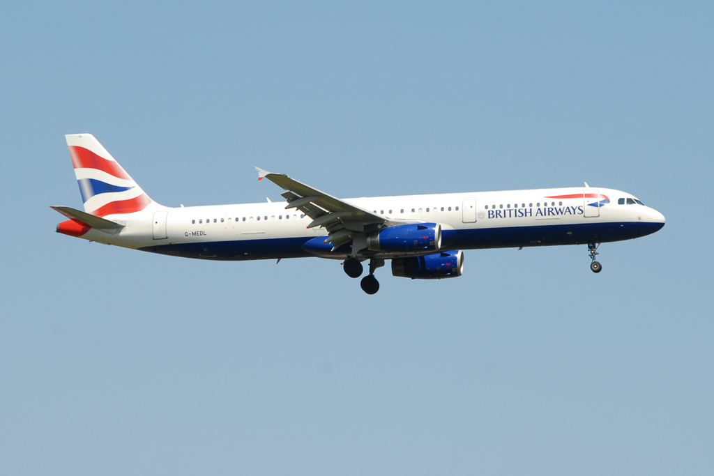 Photo of British Airways G-MEDL, Airbus A321