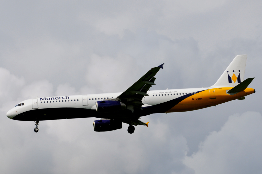 Photo of Monarch Airlines G-OZBH, Airbus A321
