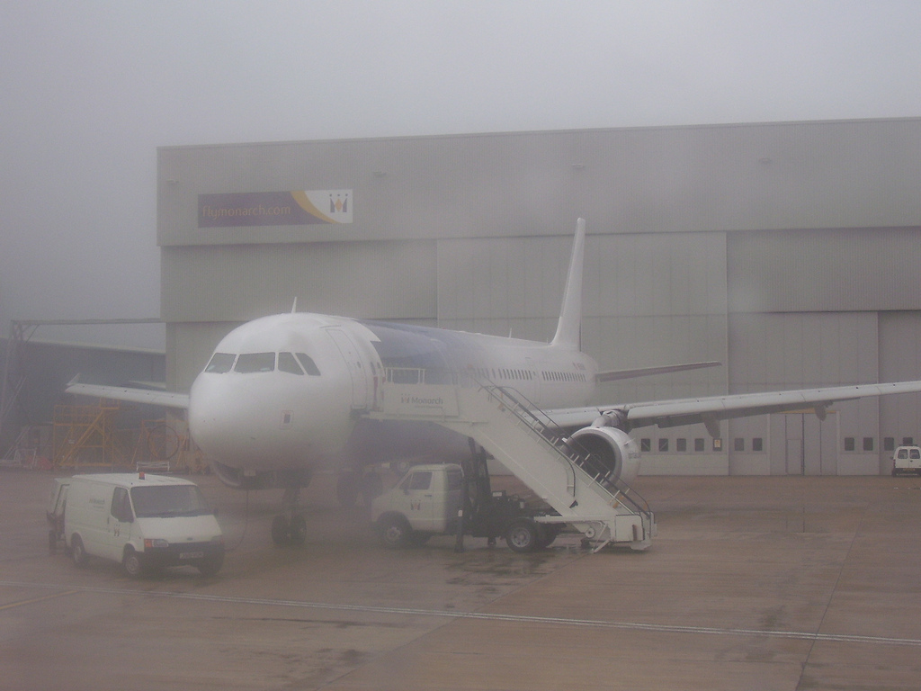 Photo of Monarch Airlines G-OZBR, Airbus A321