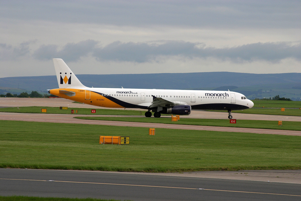 Photo of Monarch Airlines G-OZBU, Airbus A321