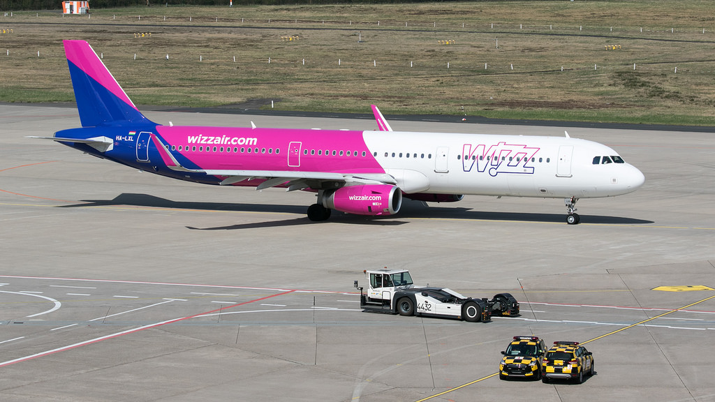 Photo of Wizz Air HA-LXL, Airbus A321