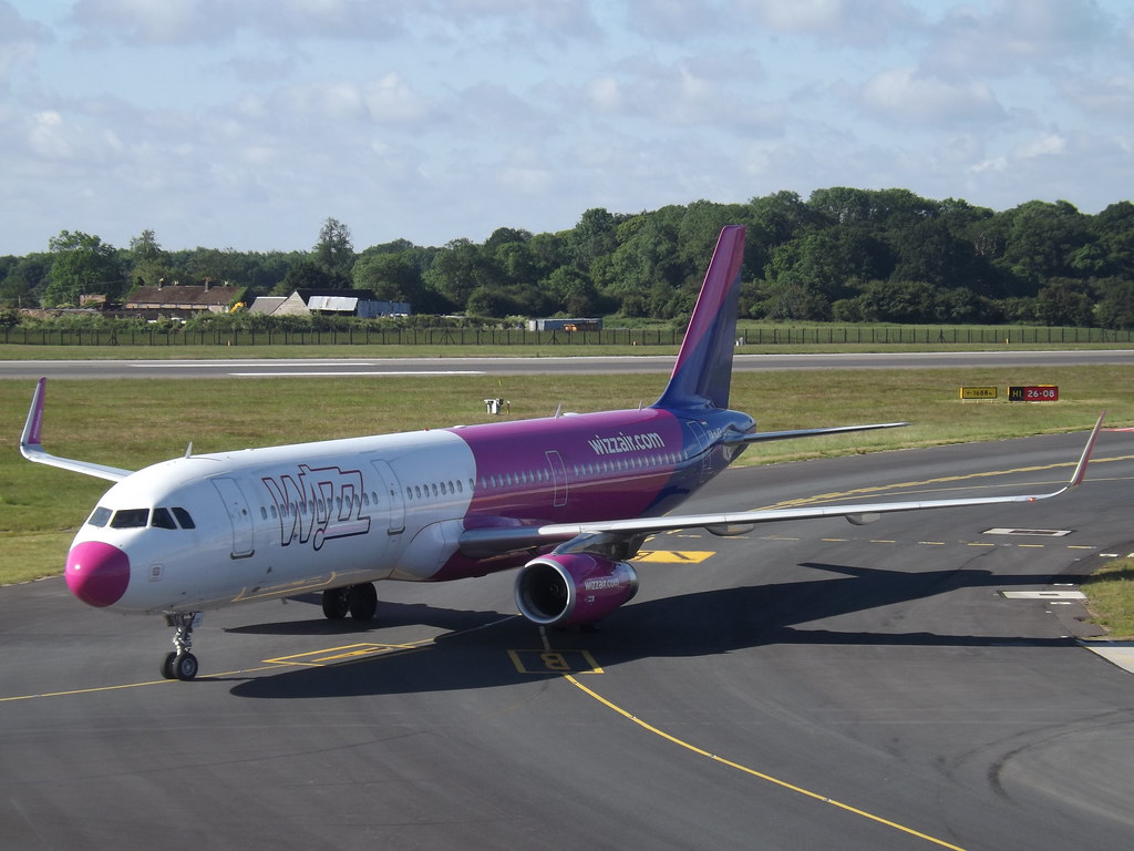 Photo of Wizz Air HA-LXZ, Airbus A321