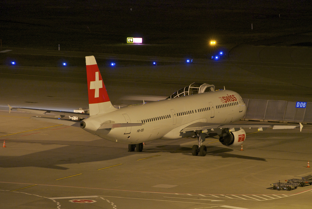 Photo of Swiss International Airlines HB-IOD, Airbus A321