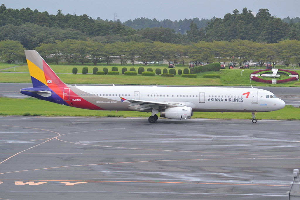 Photo of Asiana Airlines HL8256, Airbus A321