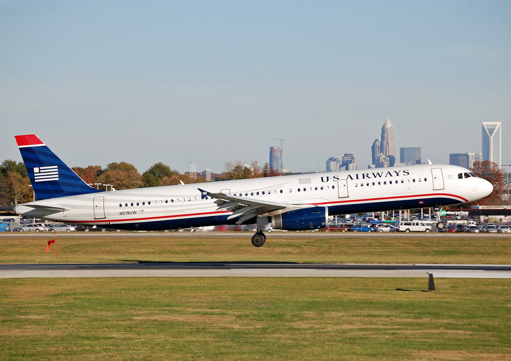 Photo of American Airlines N519UW, Airbus A321