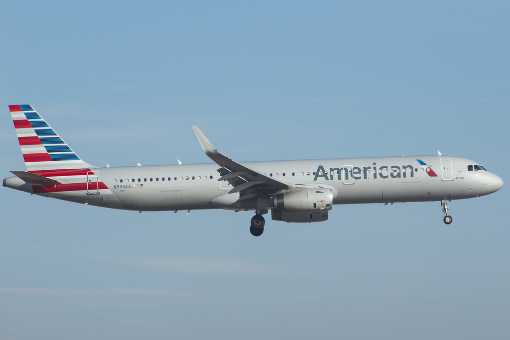 Photo of American Airlines N934AA, Airbus A321